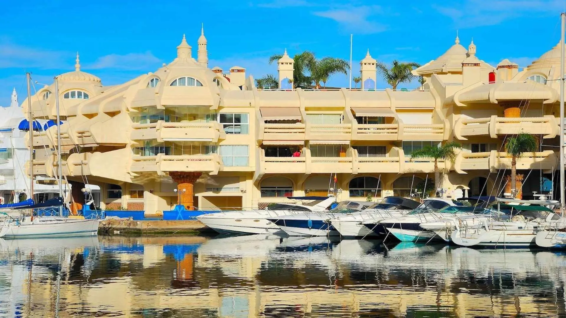 Agata & Parking Apartment Benalmadena