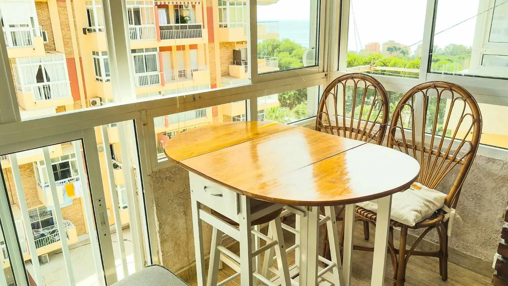 Agata & Parking Apartment Benalmadena 0*,